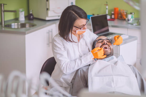 Best Emergency Gum Treatment in Melrose Park, NY